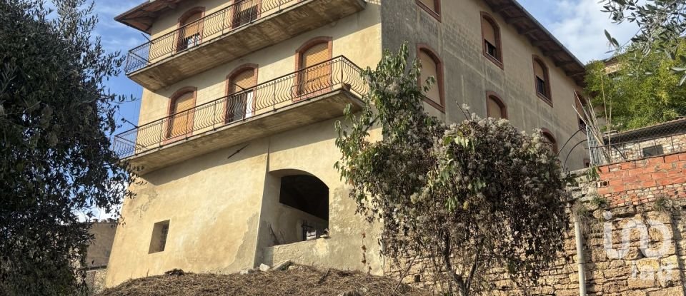Casa indipendente 11 locali di 510 m² in Rapolano Terme (53040)