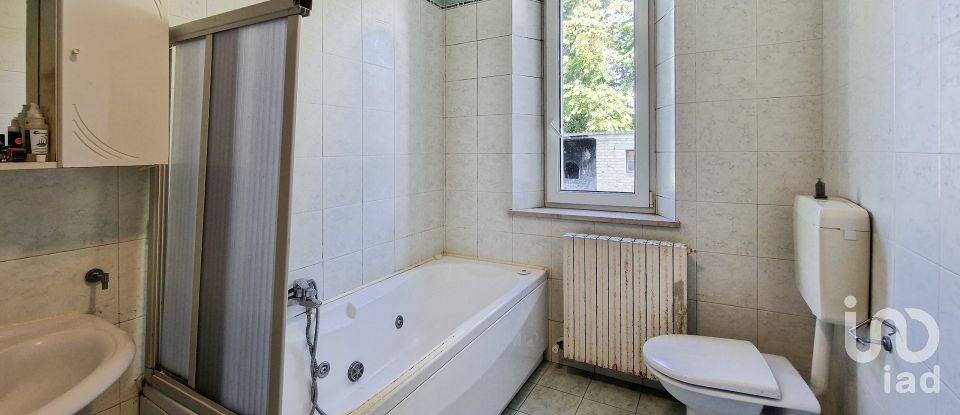 House 13 rooms of 188 m² in Corridonia (62014)