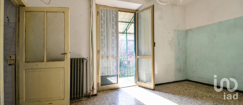 Casa indipendente / Villa 5 locali di 90 m² in Cairo Montenotte (17014)