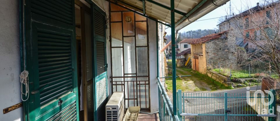 Casa indipendente / Villa 5 locali di 90 m² in Cairo Montenotte (17014)