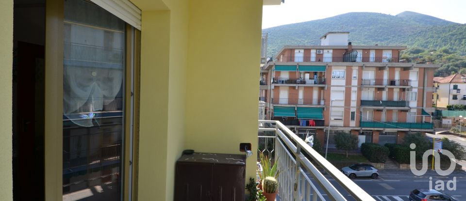 Two-room apartment of 27 m² in Borghetto Santo Spirito (17052)