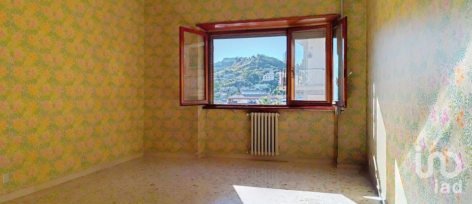Appartamento 5 locali di 103 m² a San Benedetto del Tronto (63074)