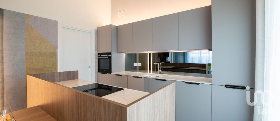 Casale 3 locali di 120 m² in Soiano del Lago (25080)