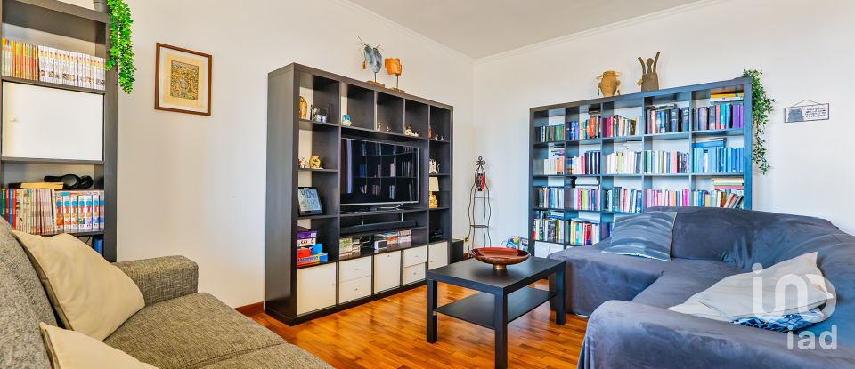 Quadrilocale di 139 m² a Besana in Brianza (20842)