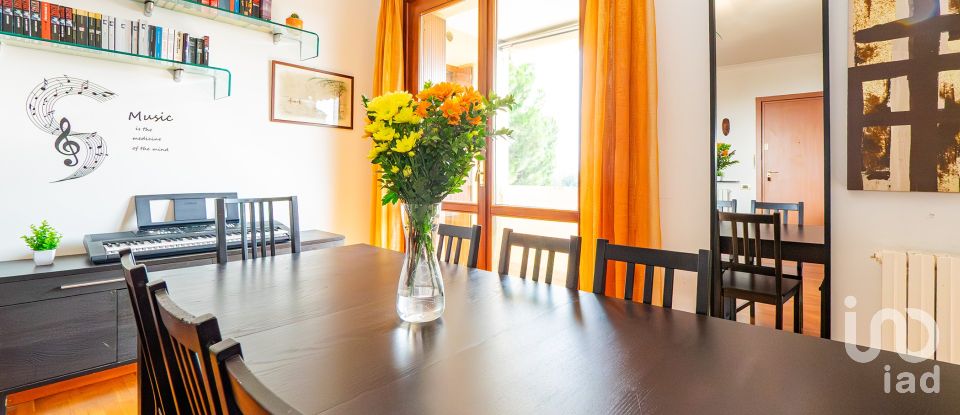 Quadrilocale di 139 m² a Besana in Brianza (20842)