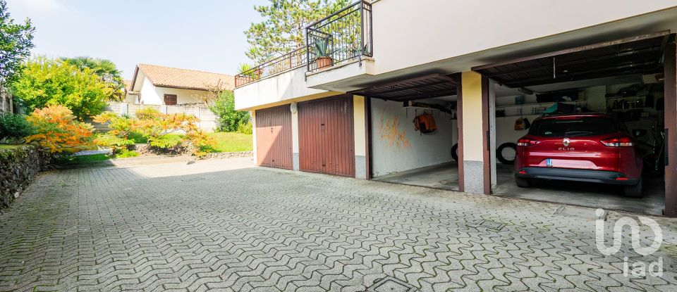 Quadrilocale di 139 m² a Besana in Brianza (20842)