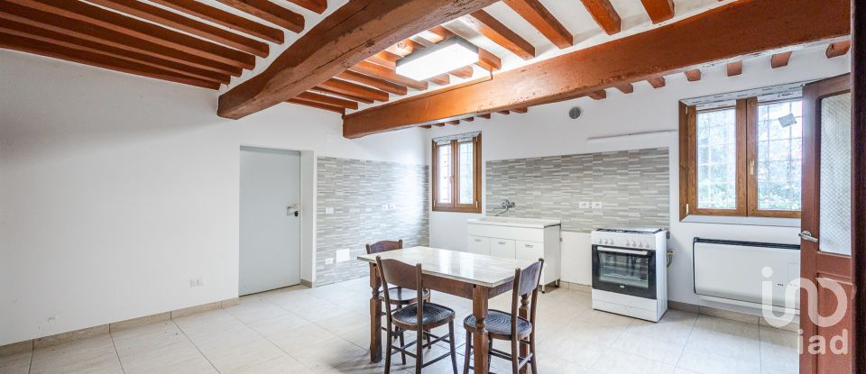 Casa indipendente 8 locali di 200 m² in Concordia sulla Secchia (41033)