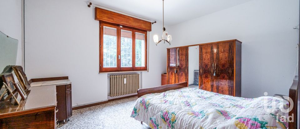 Casa indipendente 8 locali di 200 m² in Concordia sulla Secchia (41033)