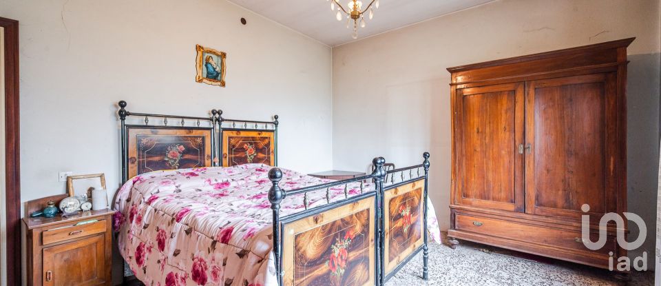 Casa indipendente 8 locali di 200 m² in Concordia sulla Secchia (41033)