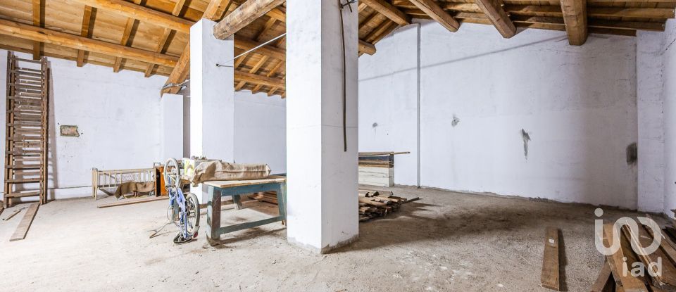 Casa indipendente 8 locali di 200 m² in Concordia sulla Secchia (41033)