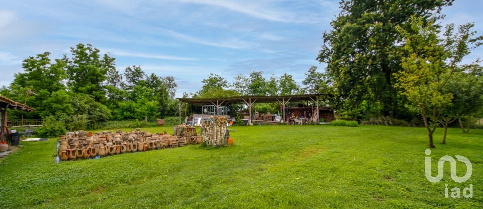 House 6 rooms of 200 m² in Montanaro (10017)