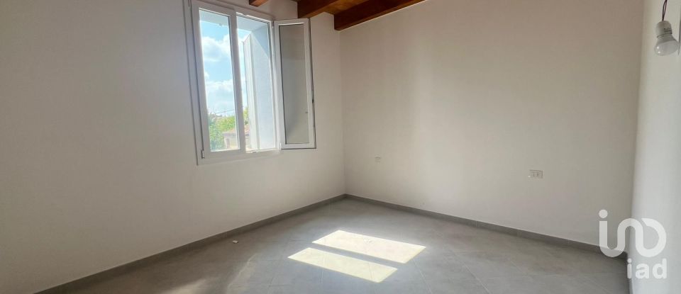 Three-room apartment of 80 m² in Finale Emilia (41035)