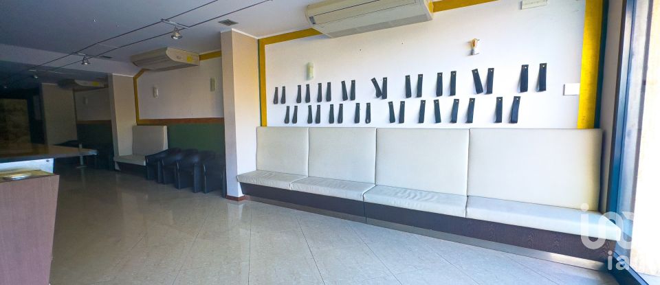 Negozio / locale commerciale di 200 m² in Bastia Umbra (06083)