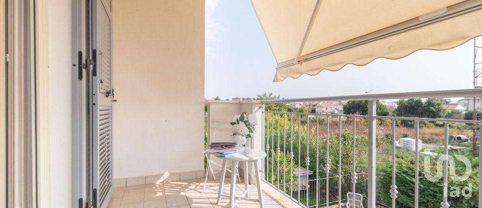 Trilocale di 65 m² a Borghetto Santo Spirito (17052)