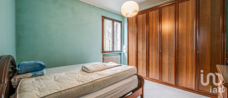 Casale 4 locali di 185 m² in Concordia sulla Secchia (41033)