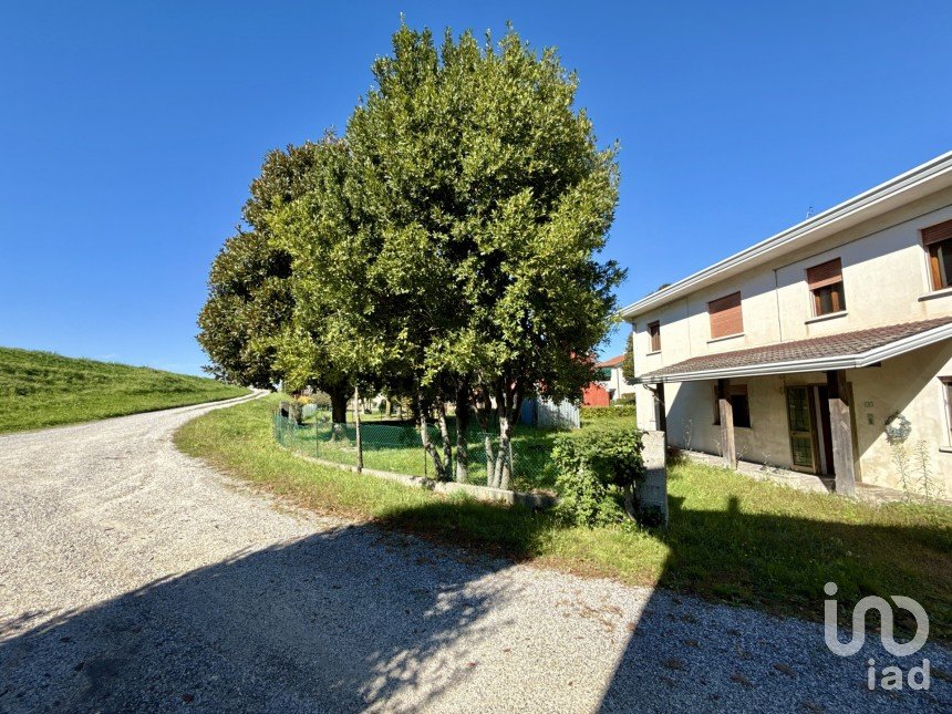 Casa indipendente 5 locali di 192 m² in Santo Stino di Livenza (30020)