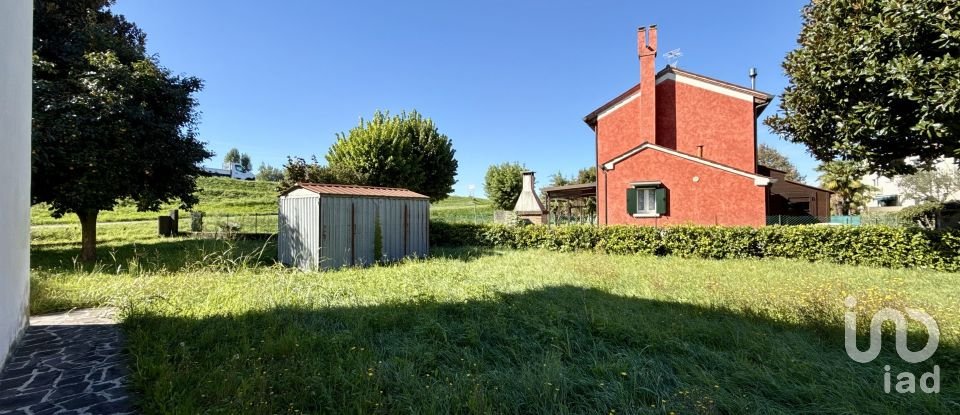 Casa indipendente 5 locali di 192 m² in Santo Stino di Livenza (30020)