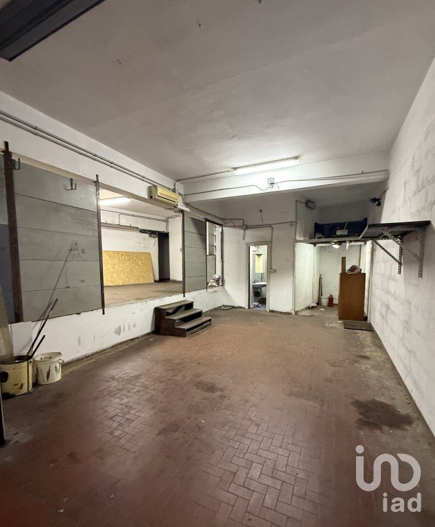 Parking of 68 m² in Genova (16139)