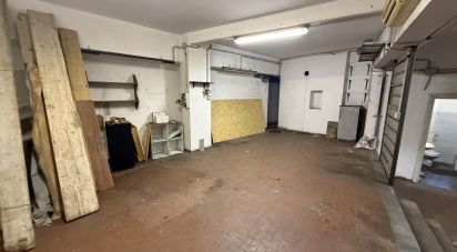 Posto auto di 68 m² in Genova (16139)