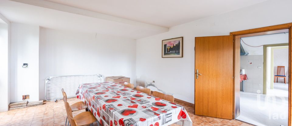 Townhouse 5 rooms of 200 m² in San Felice sul Panaro (41038)