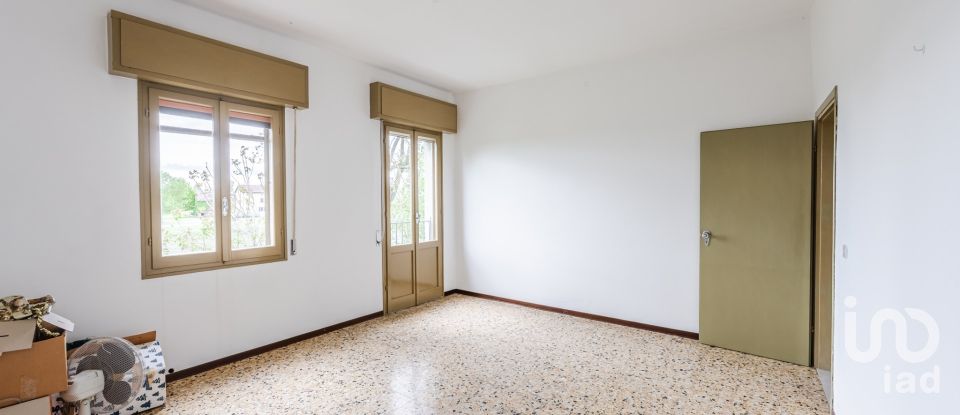 Townhouse 5 rooms of 200 m² in San Felice sul Panaro (41038)