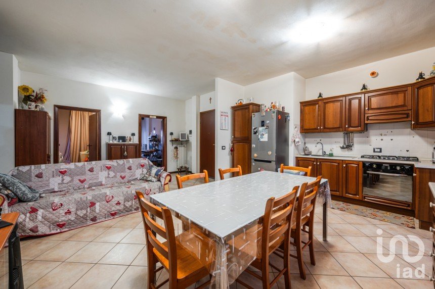 Four-room apartment of 110 m² in Concordia sulla Secchia (41033)