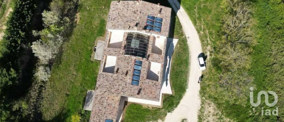 Barn conversion 0 rooms of 0 m² in Cartoceto (61030)