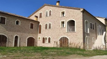Villa storica 0 locali di 0 m² in Cartoceto (61030)