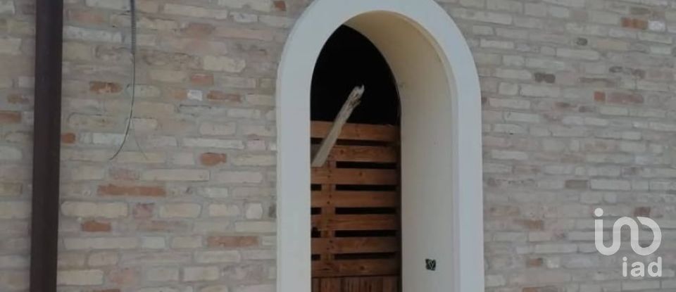 Barn conversion 0 rooms of 0 m² in Cartoceto (61030)