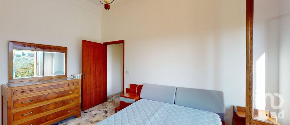 Trilocale di 75 m² a Montefalco (06036)