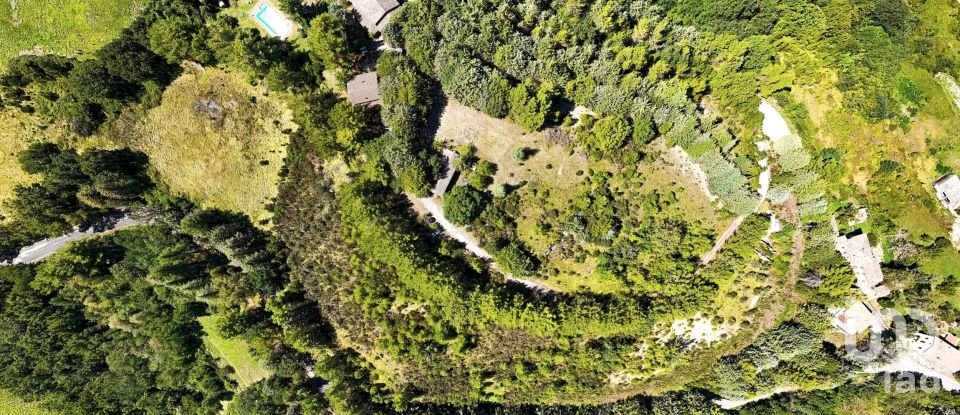 House 12 rooms of 485 m² in Assisi (06081)