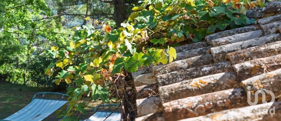 House 12 rooms of 485 m² in Assisi (06081)