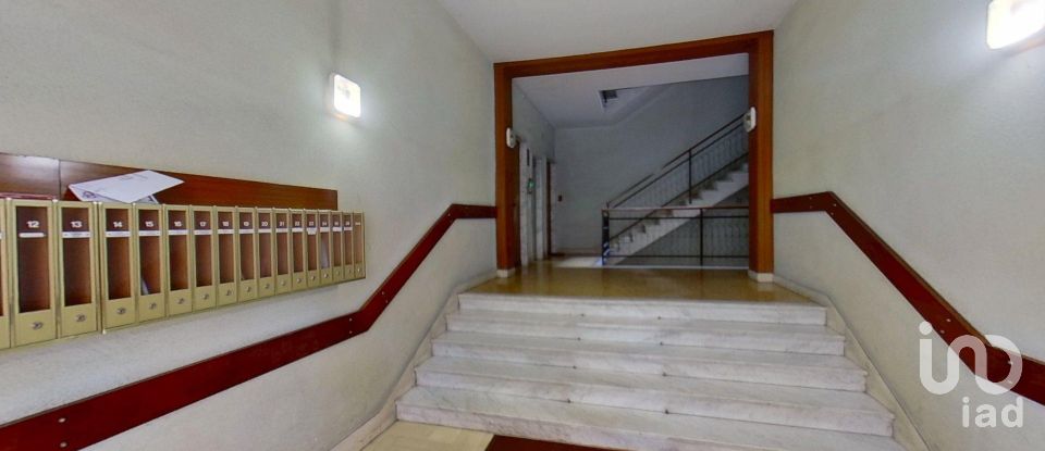 Three-room apartment of 100 m² in Mele (16010)