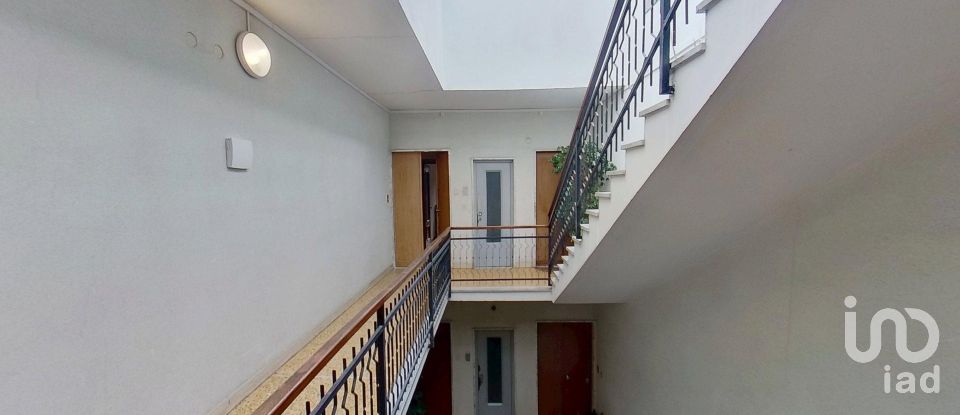 Three-room apartment of 100 m² in Mele (16010)