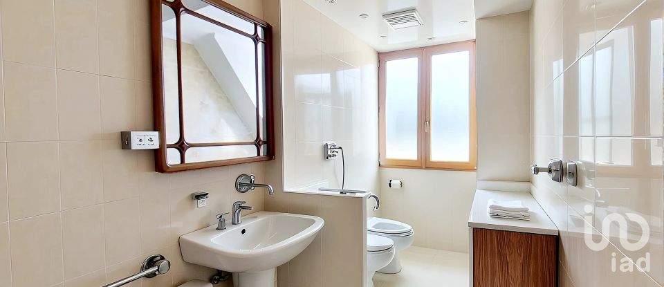 Three-room apartment of 100 m² in Mele (16010)