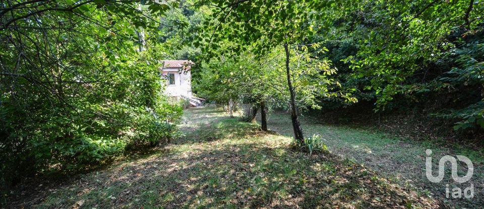 Casa indipendente / Villa 8 locali di 150 m² in Dego (17058)