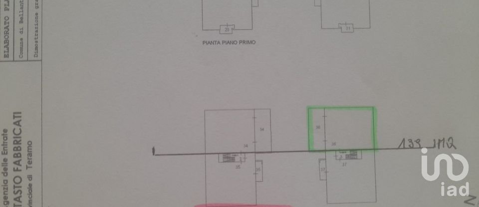 Loft 4 locali di 149 m² a Bellante (64020)