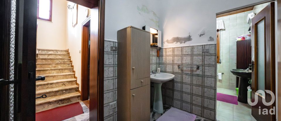 House 7 rooms of 280 m² in Copparo (44034)