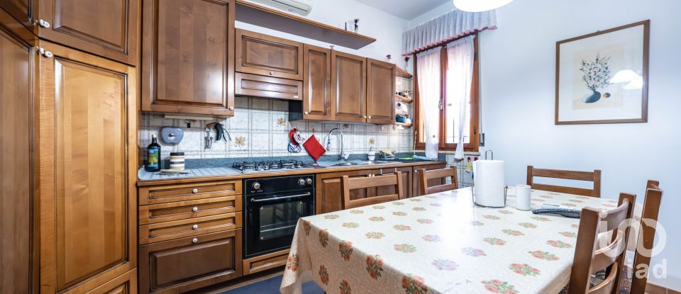 House 7 rooms of 280 m² in Copparo (44034)