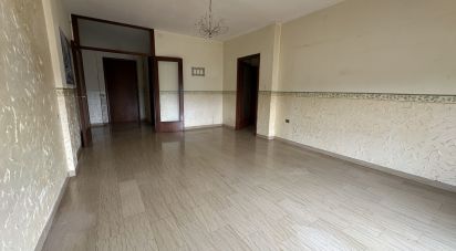 Three-room apartment of 100 m² in Novi di Modena (41016)