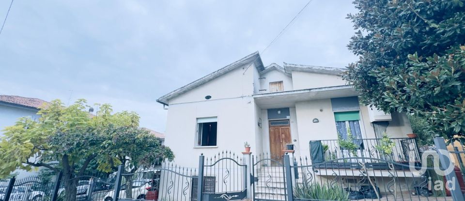 Casale 5 locali di 1 m² in Nereto (64015)