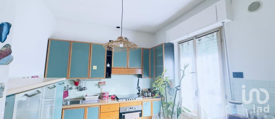 Casale 5 locali di 1 m² in Nereto (64015)