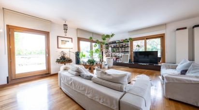 Apartment 10 rooms of 317 m² in Milano (20151)