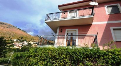 Villa a schiera 6 locali di 154 m² in Scalea (87029)