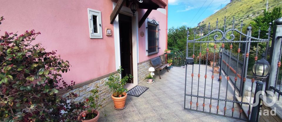 Villa a schiera 6 locali di 154 m² in Scalea (87029)