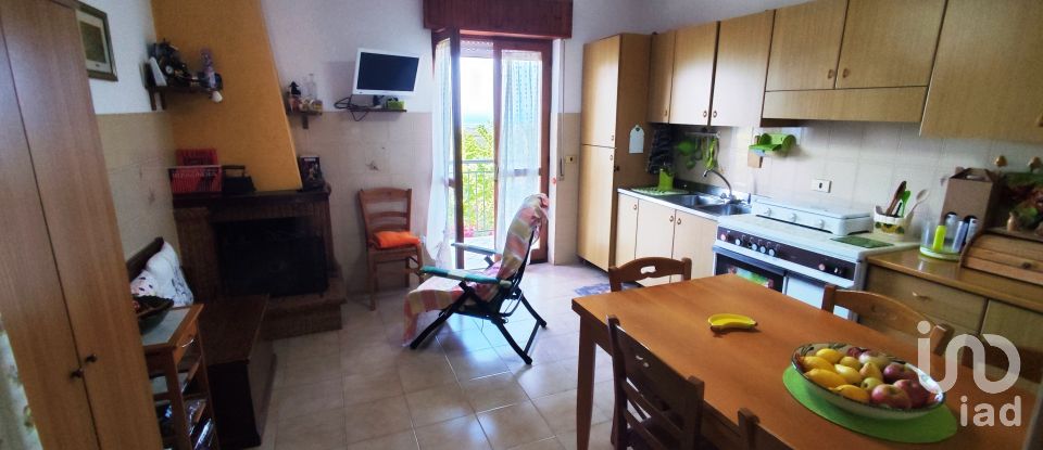 Villa a schiera 6 locali di 154 m² in Scalea (87029)