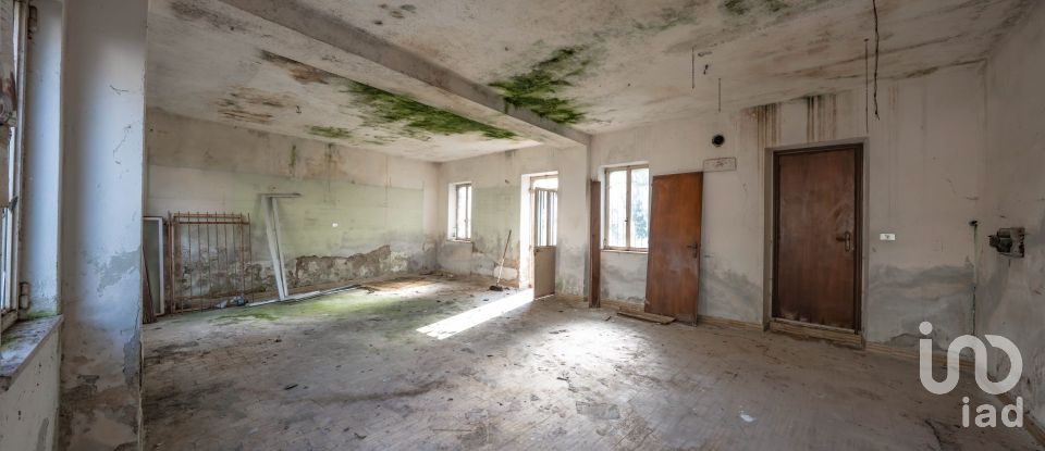 Casa di paese 6 locali di 180 m² in Castiglione delle Stiviere (46043)