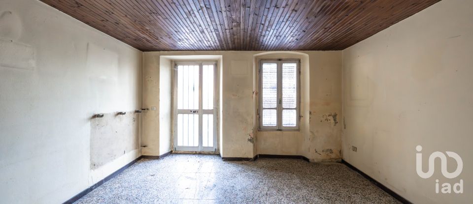 Casa di paese 6 locali di 180 m² in Castiglione delle Stiviere (46043)