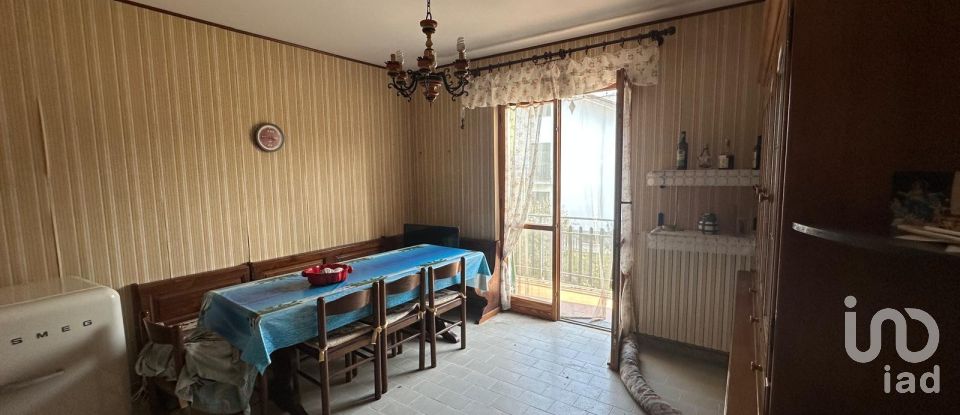 Quadrilocale di 65 m² a Bardineto (17057)