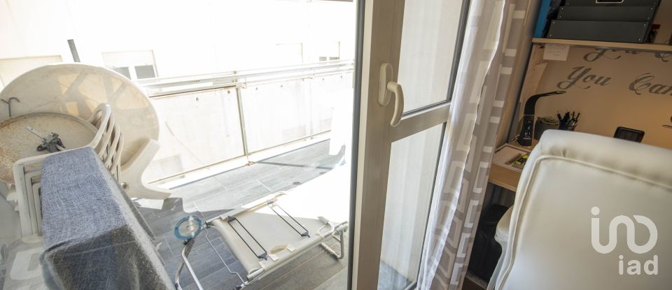 Appartamento 6 locali di 90 m² a Genova (16126)